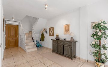 Property slide 17