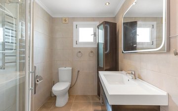 Property slide 24