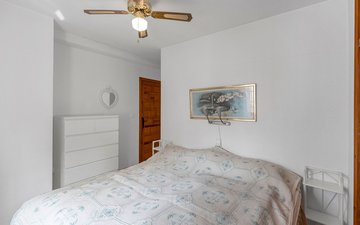 Property slide 32