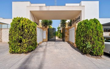 Property slide 31