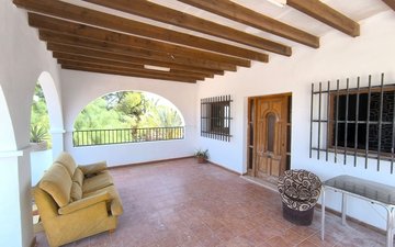 Property slide 10