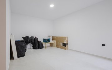 Property slide 29