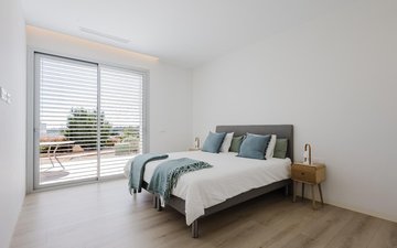 Property slide 24