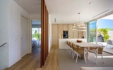 Property slide 10