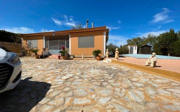 Property slide 17