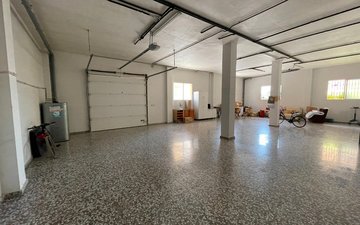 Property slide 16