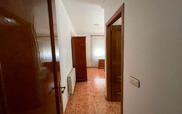 Property slide 31