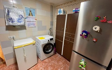 Property slide 21