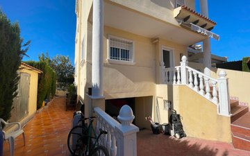 Property slide 16