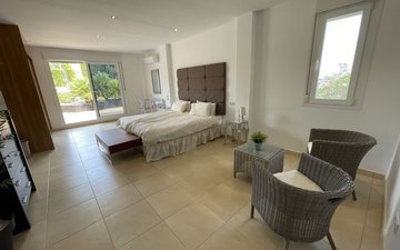 Property slide 17