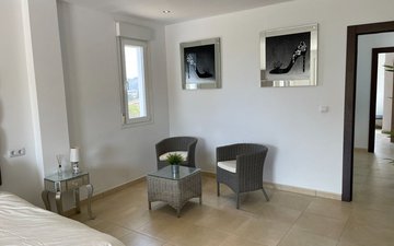 Property slide 18