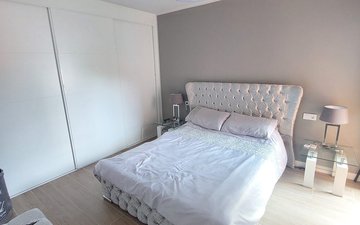 Property slide 25