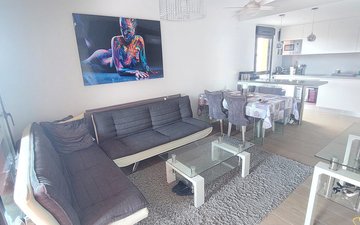 Property slide 27