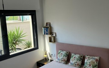 Property slide 8