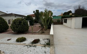 Property slide 7
