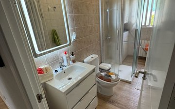 Property slide 19