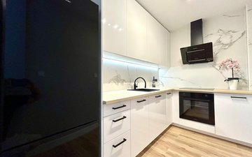 Property slide 7