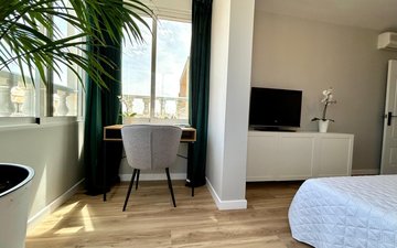 Property slide 15