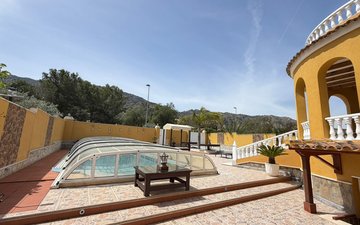 Property slide 18