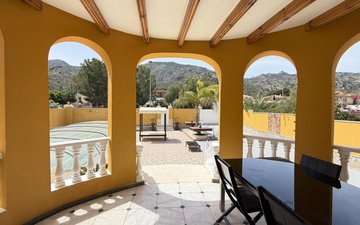 Property slide 31