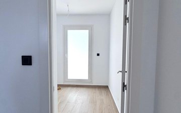 Property slide 21