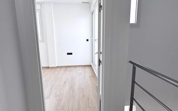 Property slide 22