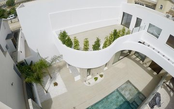 Property slide 19