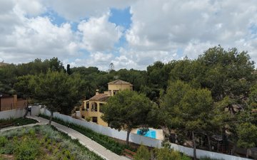 Property slide 34