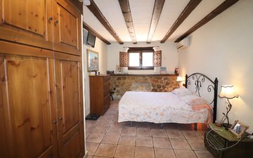 Property slide 18