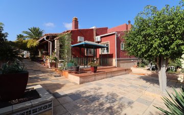 Property slide 44