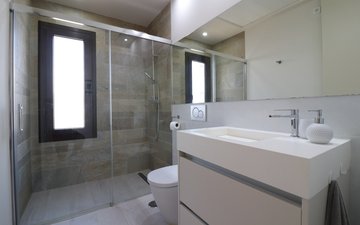 Property slide 20
