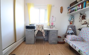 Property slide 14