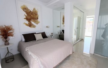 Property slide 22