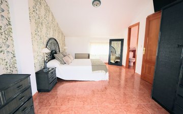 Property slide 22