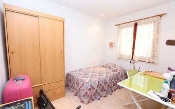 Property slide 18