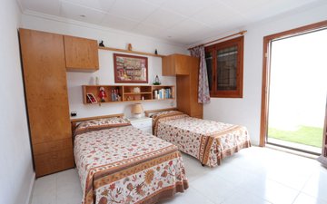 Property slide 20