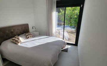 Property slide 16