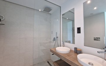 Property slide 15