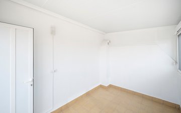 Property slide 22