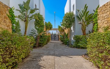 Property slide 30