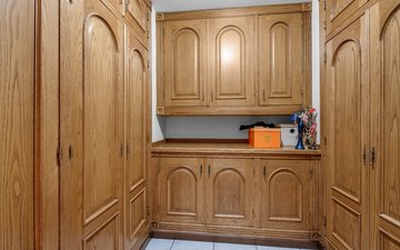 Property slide 25