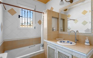 Property slide 43