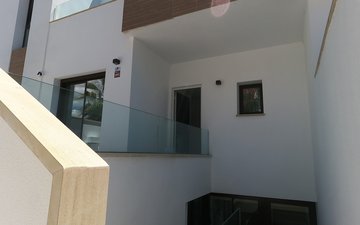 Property slide 21