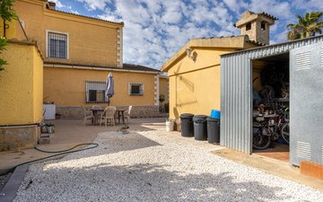 Property slide 39