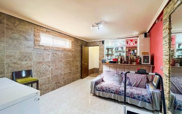 Property slide 19