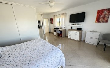 Property slide 14
