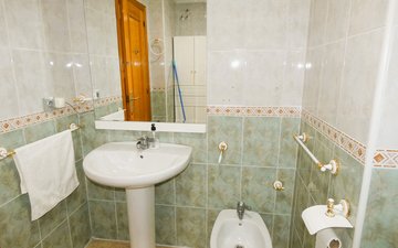 Property slide 20