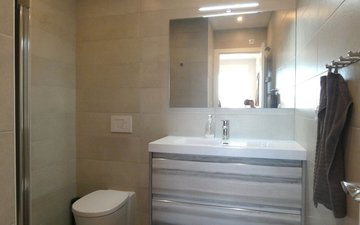 Property slide 16