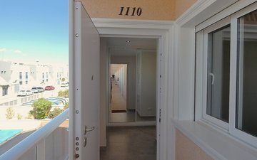 Property slide 28