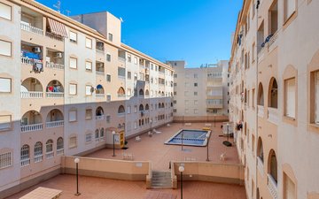 Property slide 21
